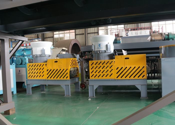 خط إنتاج حبيبات ذات شكل مفلطح خط تحبيب مكبس مسطح للإنتاج على نطاق واسع