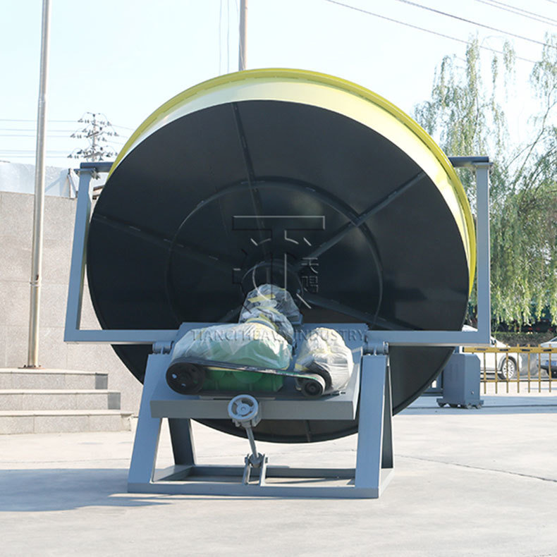 Disc pelletizer granulation production line for the production of compound fertilizer granules of phosphorus and chicken manure