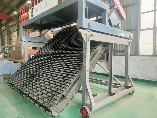 صفيحة السلسلة السمادية تيرنر السمادية معدات التخمير ارتفاع الرفع 4250mm